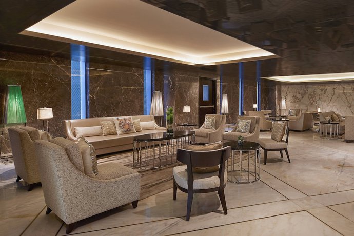 Imagen de los interiores del Hotel Renaissance Dhaka Gulshan. Foto 19