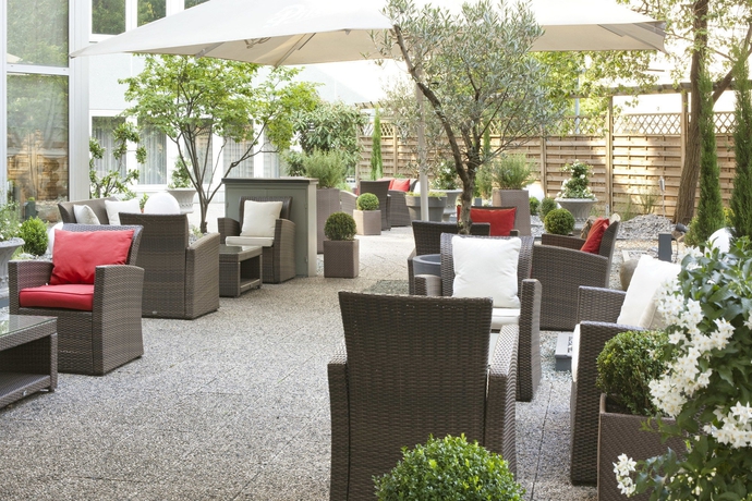 Imagen de los exteriores del Hotel Renaissance Dusseldorf. Foto 9