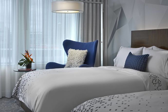 Imagen de la habitación del Hotel Renaissance Edmonton Airport. Foto 9