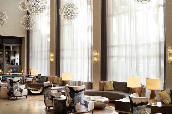 Imagen del bar/restaurante del Hotel Renaissance Fort Lauderdale West. Foto 4