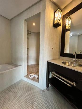 Imagen de la habitación del Hotel Renaissance Guest House Marrakech. Foto 17