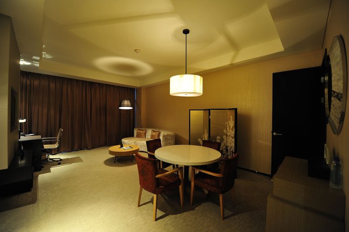Imagen de la habitación del Hotel Renaissance Guiyang. Foto 6