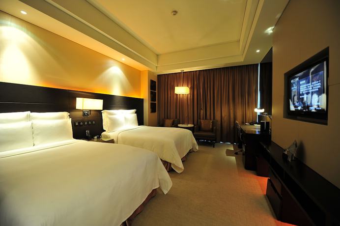 Imagen de la habitación del Hotel Renaissance Guiyang. Foto 8