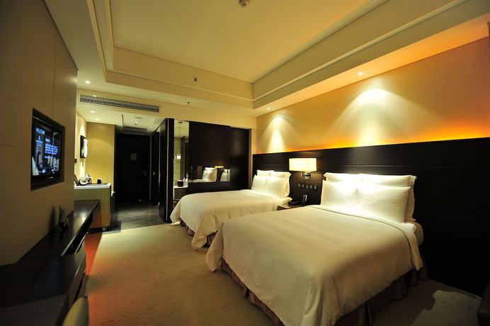 Imagen de la habitación del Hotel Renaissance Guiyang. Foto 13