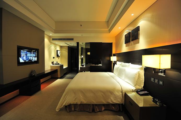 Imagen de la habitación del Hotel Renaissance Guiyang. Foto 14