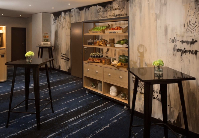 Imagen de los interiores del Hotel Renaissance Hamburg. Foto 8