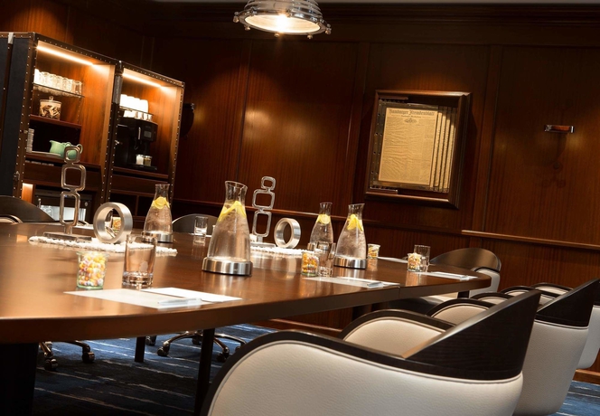 Imagen de los interiores del Hotel Renaissance Hamburg. Foto 16