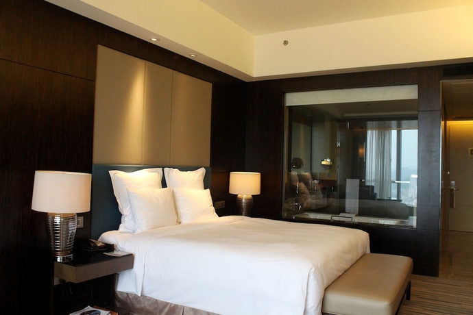 Imagen de la habitación del Hotel Renaissance Huizhou. Foto 14