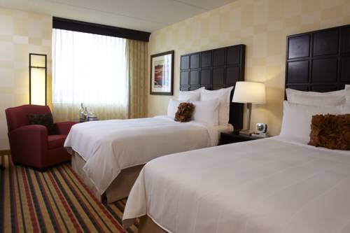 Imagen de la habitación del Hotel Renaissance Indianapolis North. Foto 3