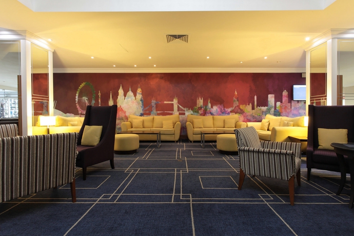 Imagen de los interiores del Hotel Renaissance London Heathrow. Foto 15
