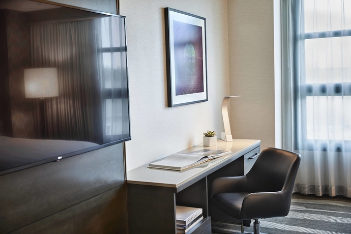 Imagen de la habitación del Hotel Renaissance Los Angeles Airport. Foto 5