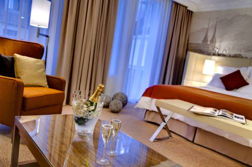 Imagen de la habitación del Hotel Renaissance Lucerne. Foto 3