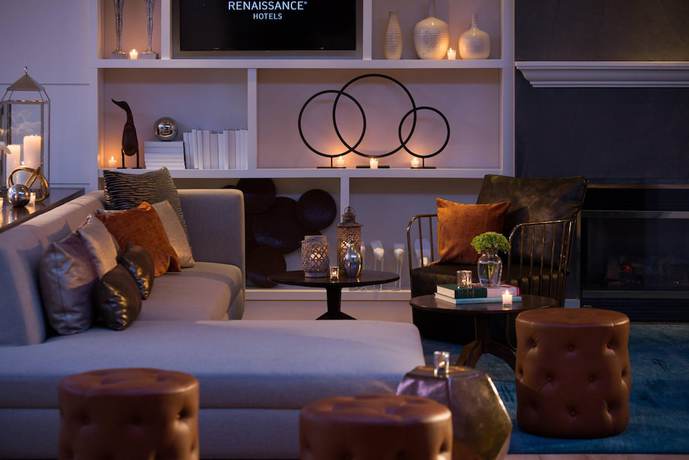 Imagen del bar/restaurante del Hotel Renaissance Meadowlands. Foto 3