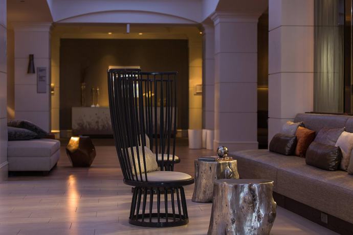 Imagen del bar/restaurante del Hotel Renaissance Meadowlands. Foto 4
