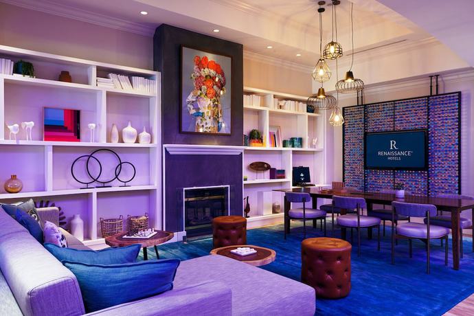 Imagen del bar/restaurante del Hotel Renaissance Meadowlands. Foto 5
