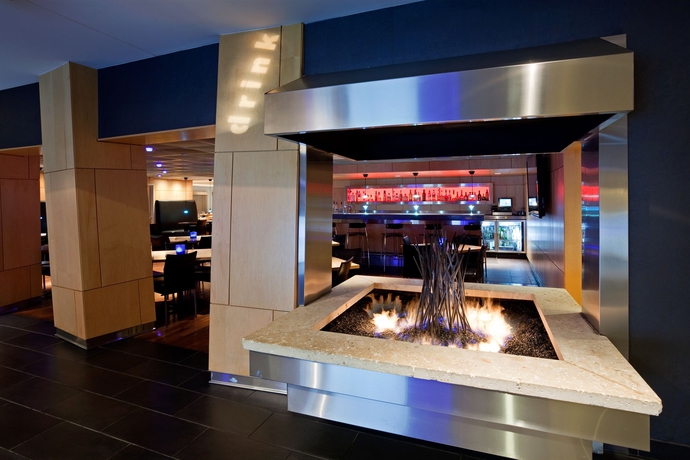 Imagen de los interiores del Hotel Renaissance Minneapolis Bloomington. Foto 6