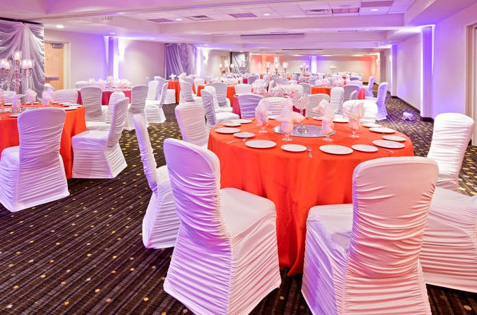 Imagen de los interiores del Hotel Renaissance Minneapolis Bloomington. Foto 12