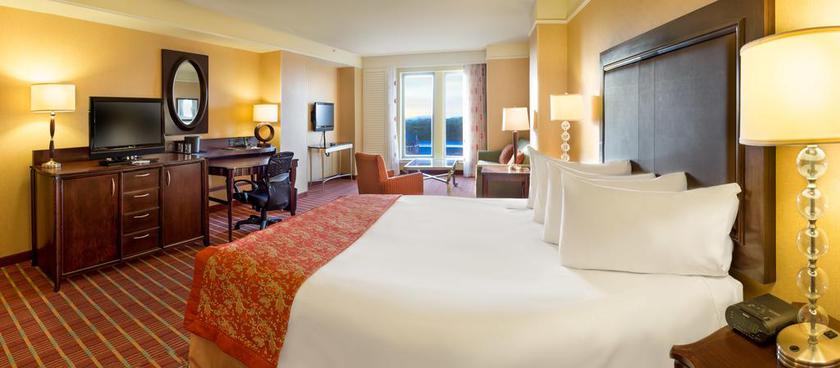 Imagen de la habitación del Hotel Renaissance Montgomery and Spa At The Convention Center. Foto 6