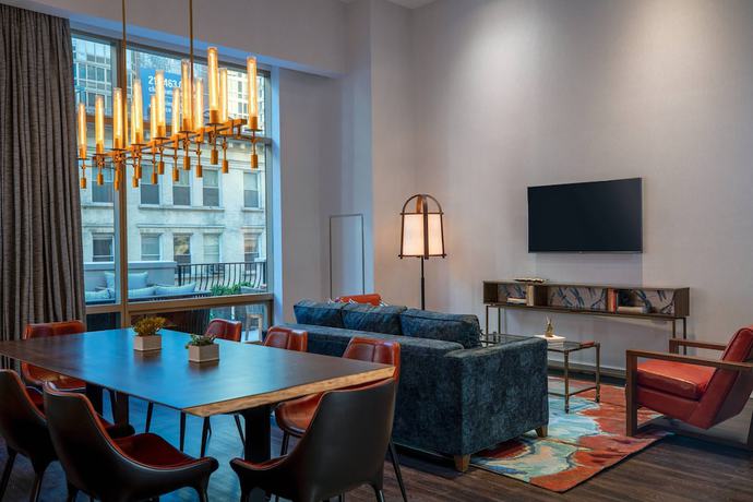 Imagen de la habitación del Hotel Renaissance New York Chelsea. Foto 16