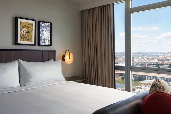 Imagen de la habitación del Hotel Renaissance New York Flushing Hotel at Tangram. Foto 6