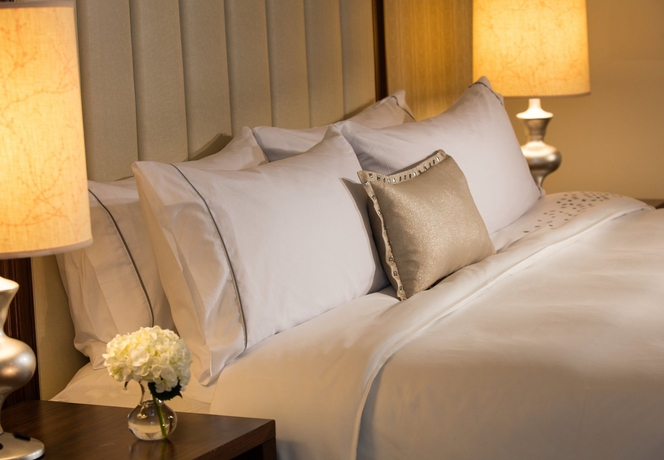 Imagen de la habitación del Hotel Renaissance Newark Airport. Foto 3