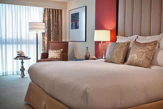 Imagen de la habitación del Hotel Renaissance Newark Airport. Foto 10