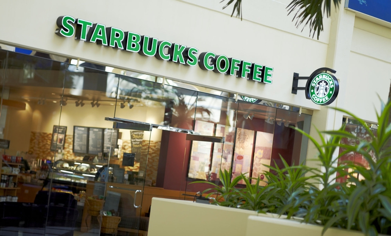 Imagen del bar/restaurante del Hotel Renaissance Orlando At Seaworld. Foto 6