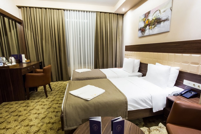 Imagen de la habitación del Hotel Renaissance Palace Baku. Foto 13