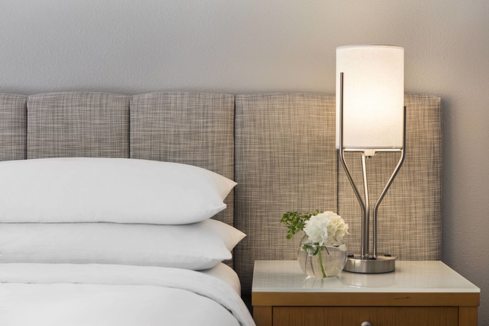 Imagen de la habitación del Hotel Renaissance Palm Springs. Foto 9