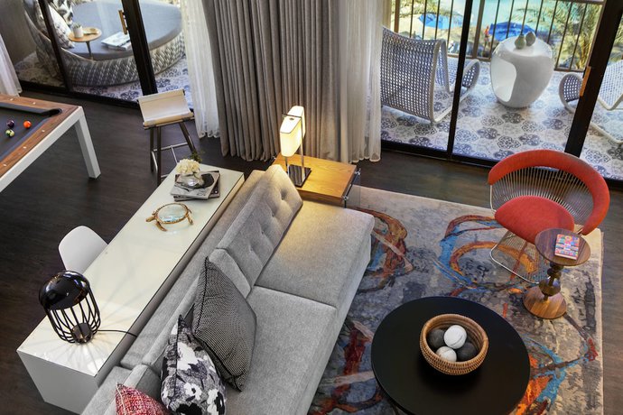 Imagen de la habitación del Hotel Renaissance Palm Springs. Foto 13