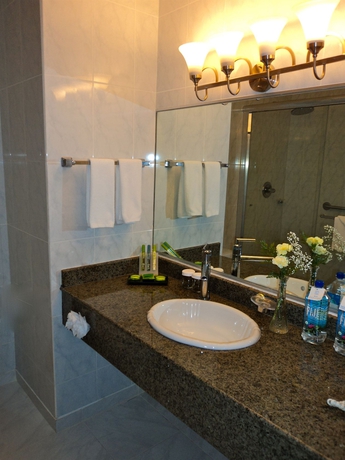 Imagen de la habitación del Hotel Renaissance Panama City. Foto 5