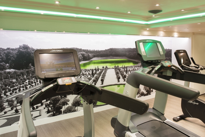 Imagen de los interiores del Hotel Renaissance Paris Nobel Tour Eiffel. Foto 13