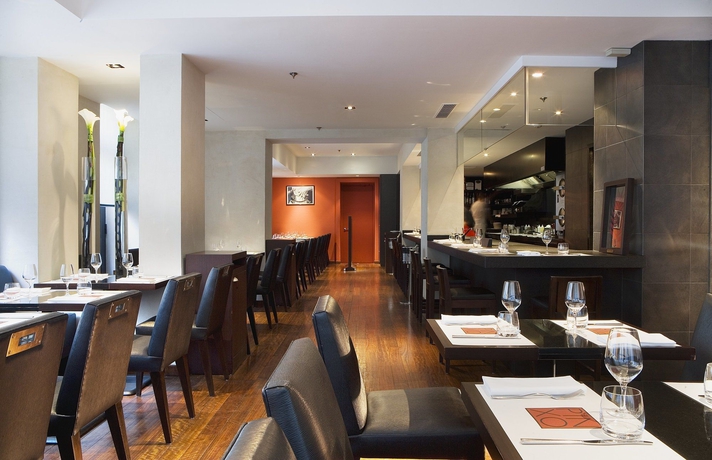 Imagen del bar/restaurante del Hotel Renaissance Paris Vendome. Foto 7