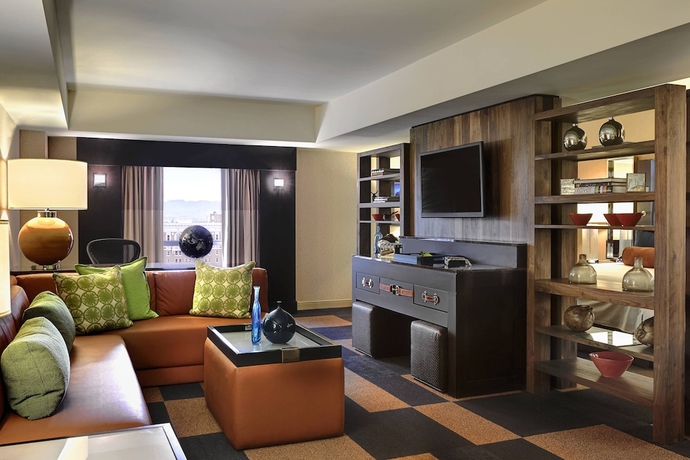 Imagen de la habitación del Hotel Renaissance Phoenix Downtown. Foto 2