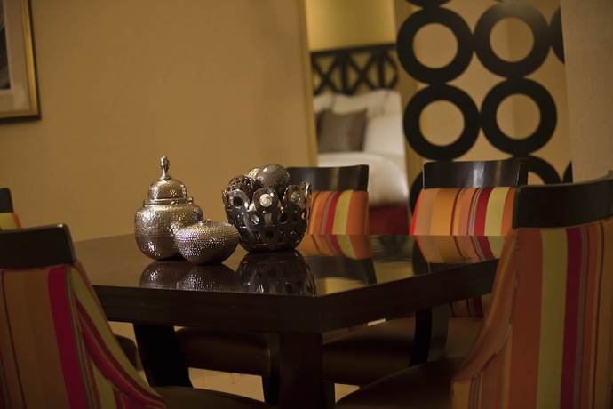 Imagen de la habitación del Hotel Renaissance Phoenix Glendale and Spa. Foto 7