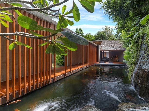 Imagen de la piscina del Hotel Renaissance Phuket Resort and Spa. Foto 14