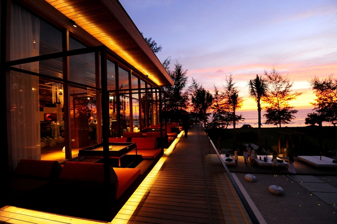 Imagen de los exteriores del Hotel Renaissance Phuket Resort and Spa. Foto 6
