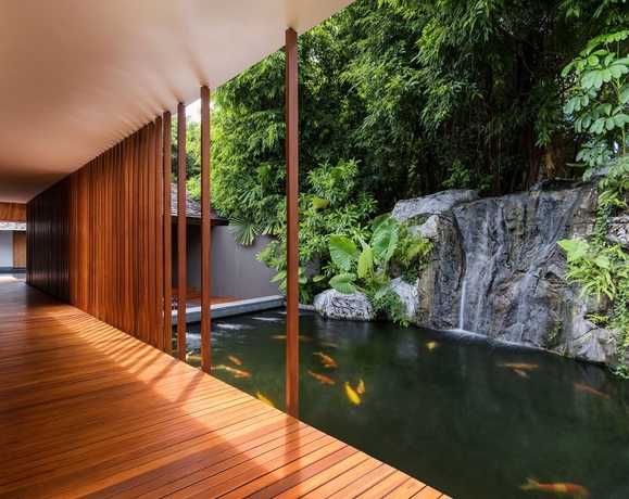 Imagen de los exteriores del Hotel Renaissance Phuket Resort and Spa. Foto 7