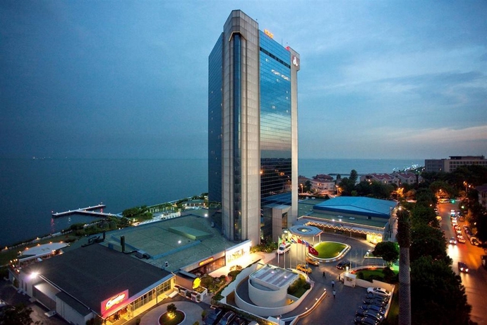 Imagen general del Hotel Renaissance Polat Istanbul. Foto 6