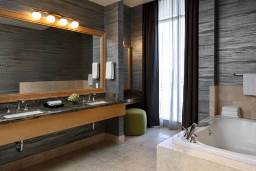 Imagen de la habitación del Hotel Renaissance Reno Downtown Hotel & Spa. Foto 6