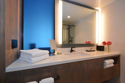 Imagen de la habitación del Hotel Renaissance Reno Downtown Hotel & Spa. Foto 9
