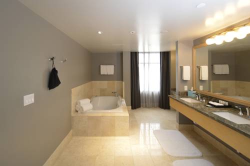 Imagen de la habitación del Hotel Renaissance Reno Downtown Hotel & Spa. Foto 13