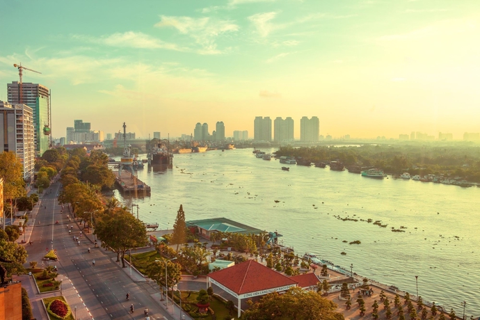 Imagen general del Hotel Renaissance Riverside Saigon. Foto 2