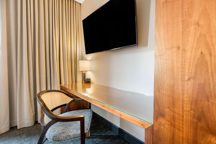 Imagen de la habitación del Hotel Renaissance Saint Elm Dallas Downtown. Foto 9
