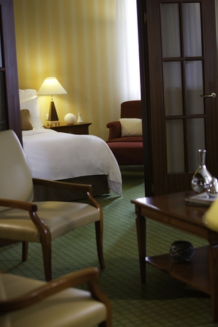 Imagen de la habitación del Hotel Renaissance Samara. Foto 8