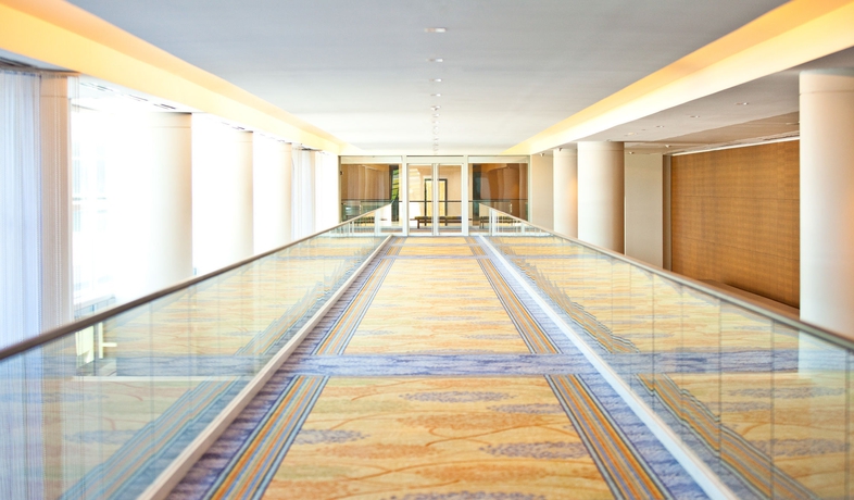 Imagen de los interiores del Hotel Renaissance Schaumburg Convention Center. Foto 14