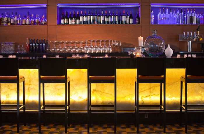 Imagen del bar/restaurante del Hotel Renaissance Schaumburg Convention Center. Foto 4