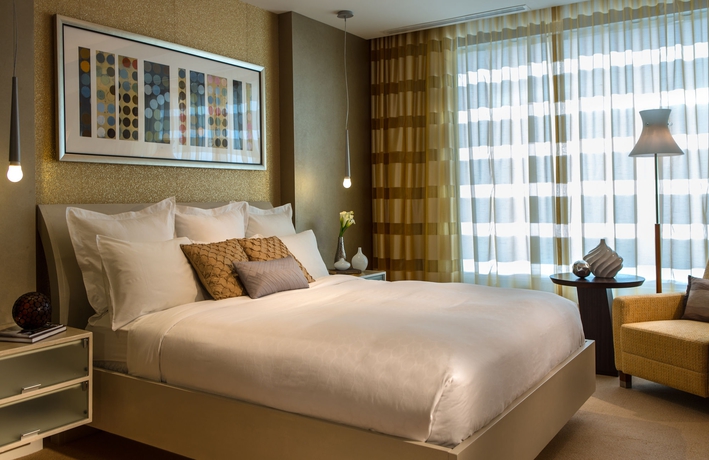 Imagen de la habitación del Hotel Renaissance Schaumburg Convention Center. Foto 13