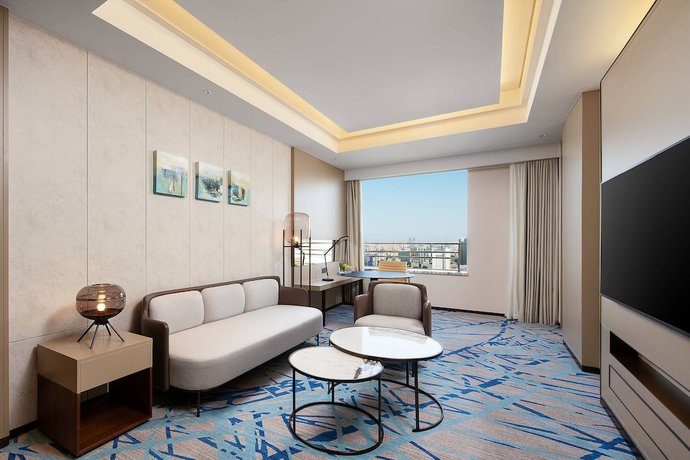 Imagen de la habitación del Hotel Renaissance Shanghai Caohejing. Foto 8