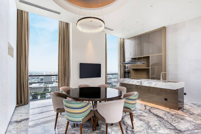 Imagen de la habitación del Hotel Renaissance Shanghai Caohejing. Foto 16